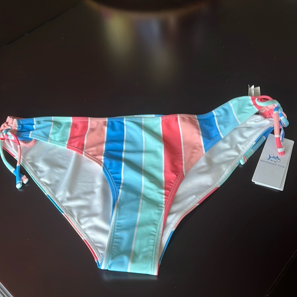 Southern Tide swim bottoms size xl